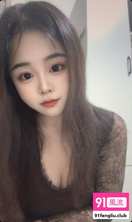 天桥大胸 妹